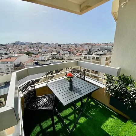 Grande - Avec Balcon - Victoria Surf Apartment