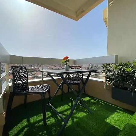 Grande - Avec Balcon - Victoria Surf Apartamento