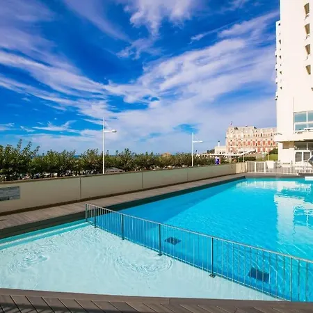 Grande - Avec Balcon - Victoria Surf *