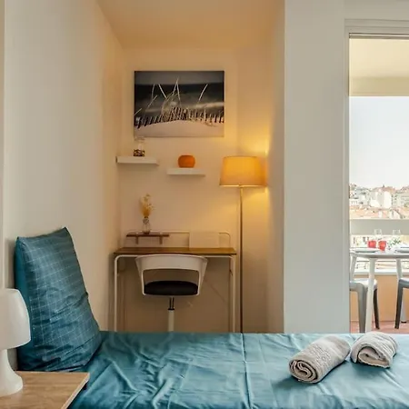 Grande - Avec Balcon - Victoria Surf Apartamento