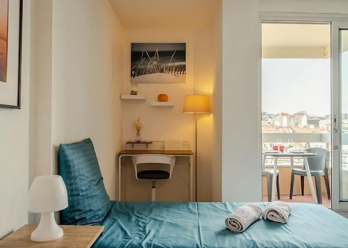 Grande - Avec Balcon - Victoria Surf Apartamento